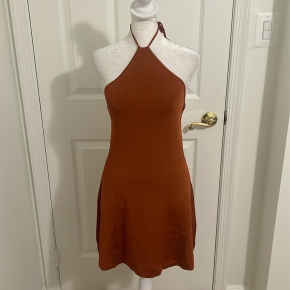 Cult Gaia Leslie Tie Knit Open Back Halter Dress In Spice Brown NWT Size Medium - Picture 8 of 15
